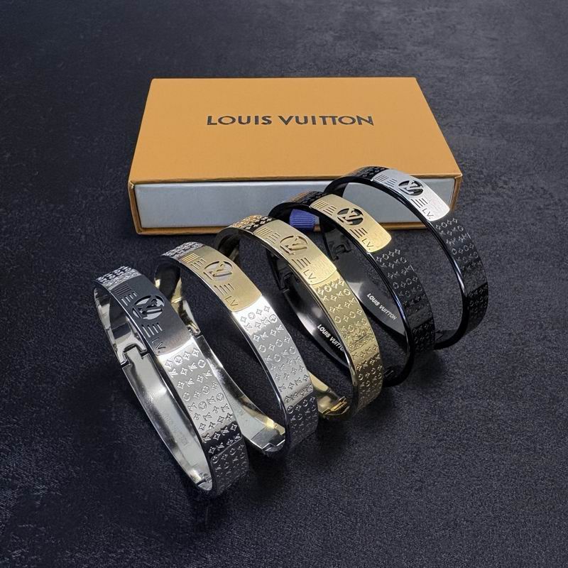 LV Bracelet  04yxs83 (8)