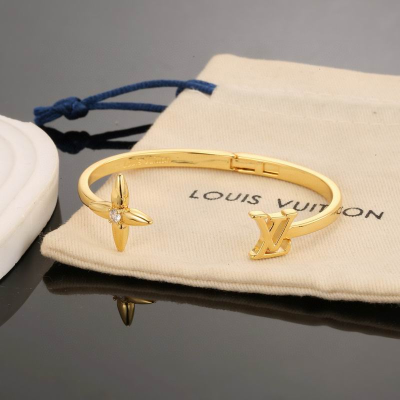 LV Bracelet  04yxs86 (4)