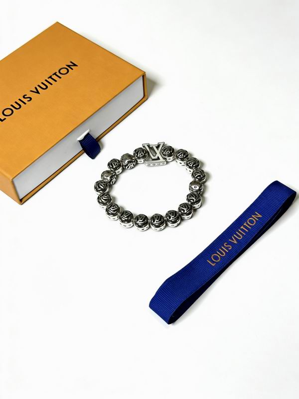 LV Bracelet  04yxs86 (7)