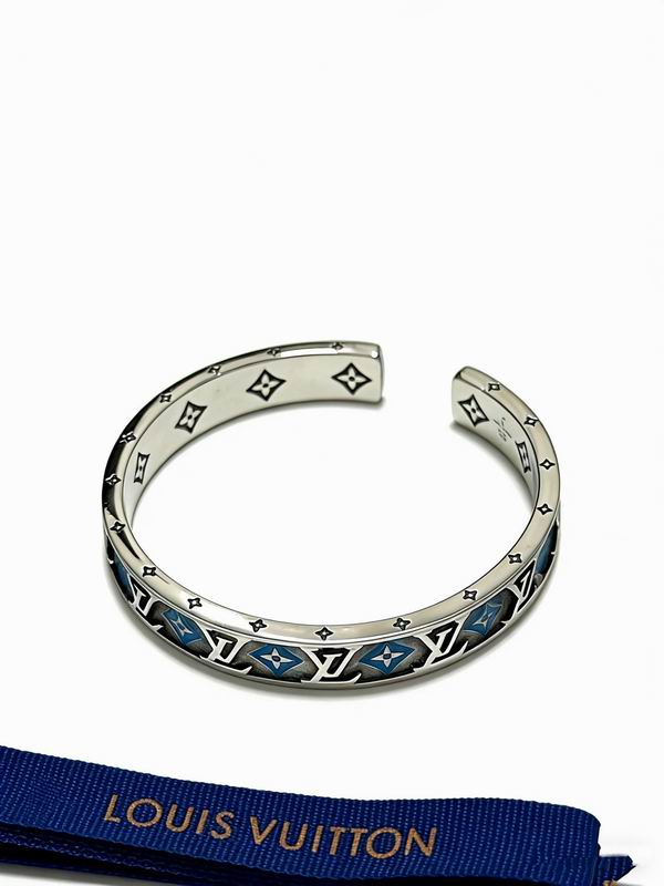 LV Bracelet  04yxs88 (6)