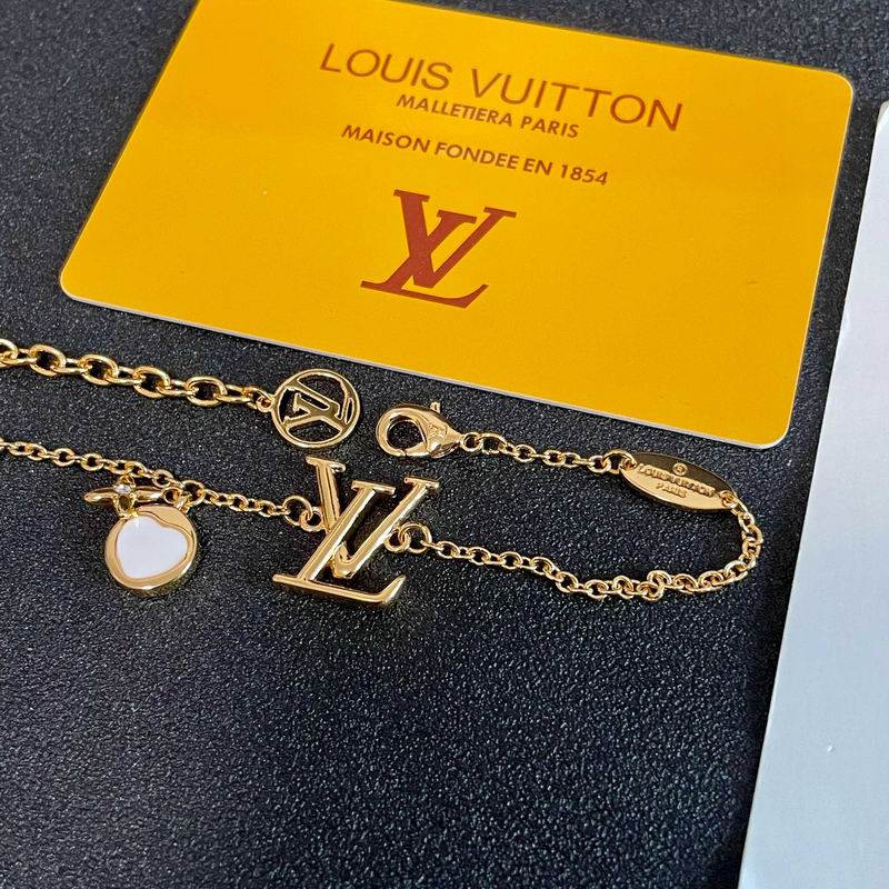 LV Bracelet  04yxs98 (17)