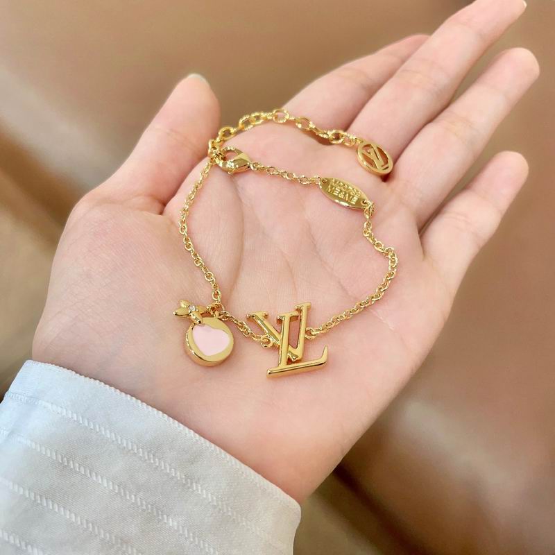 LV Bracelet  04yxs98 (5)