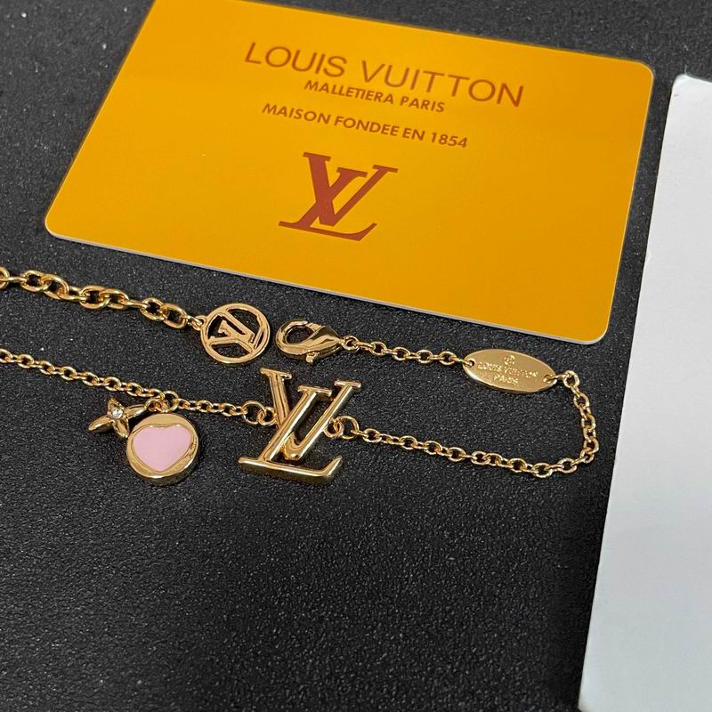 LV Bracelet  04yxs98 (7)