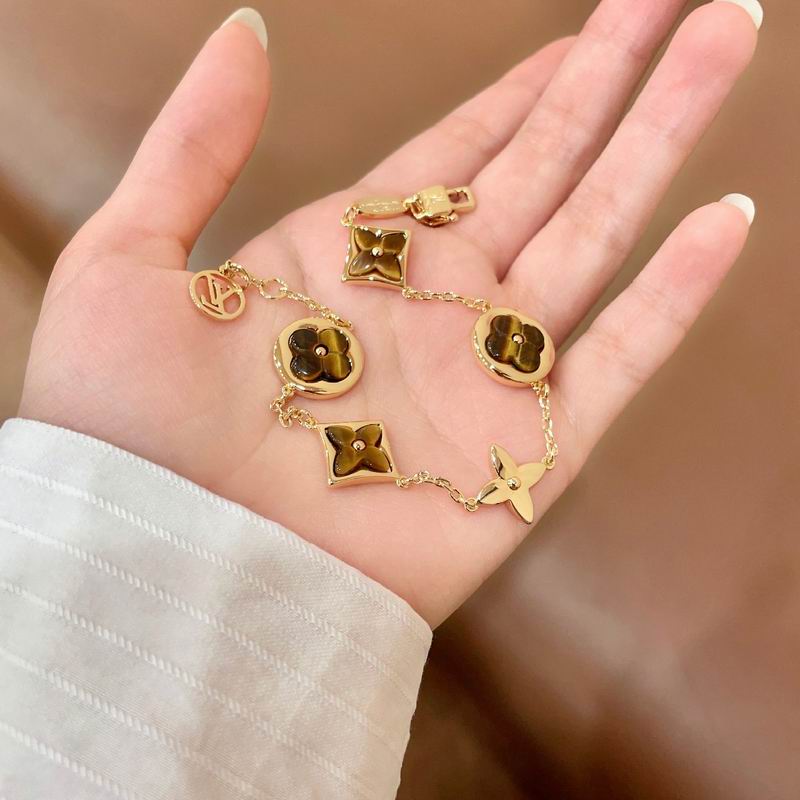 LV Bracelet  05yxs03 (9)