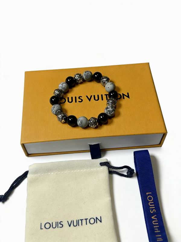 LV Bracelet  05yxs05 (2)