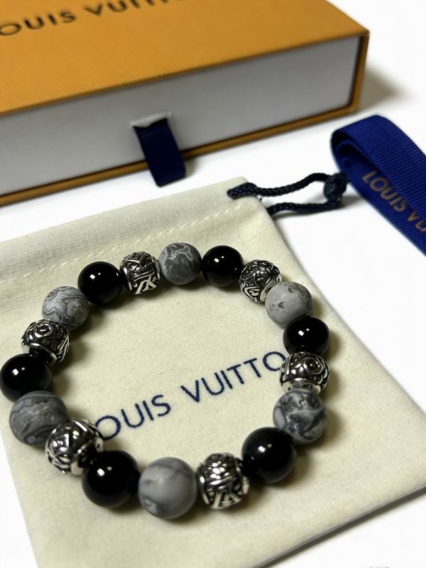 LV Bracelet  05yxs05 (3)