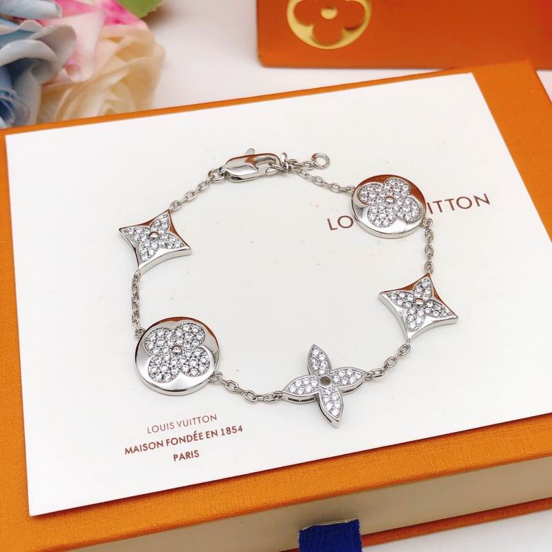 LV Bracelet  05yxs07 (5)