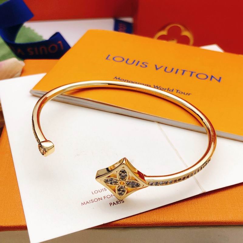LV Bracelet  05yxs08 (4)