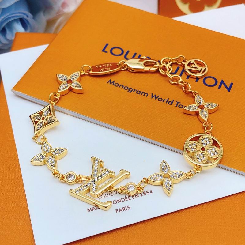 LV Bracelet  05yxs10 (2)