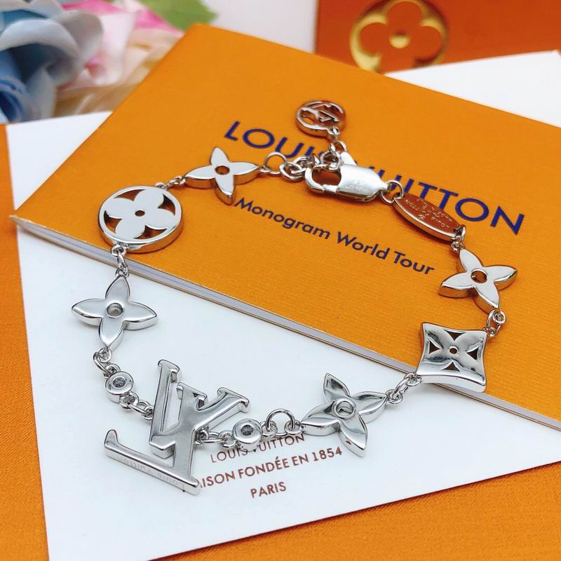 LV Bracelet  05yxs10 (6)