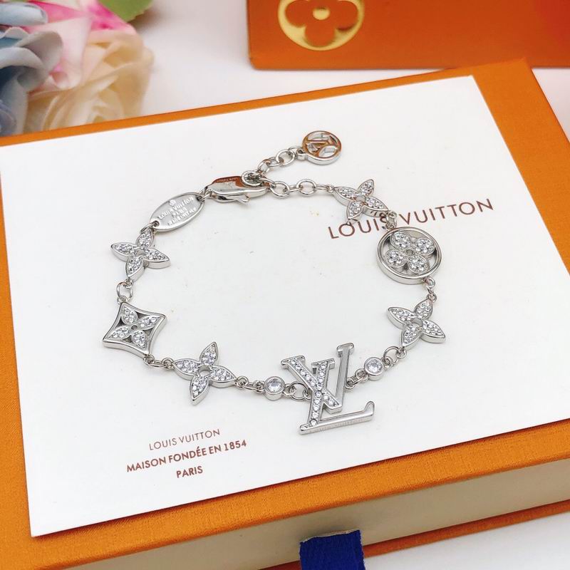LV Bracelet  05yxs10 (9)