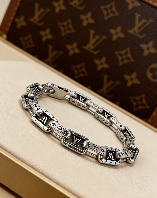 LV Bracelet  05yxs101 (9)