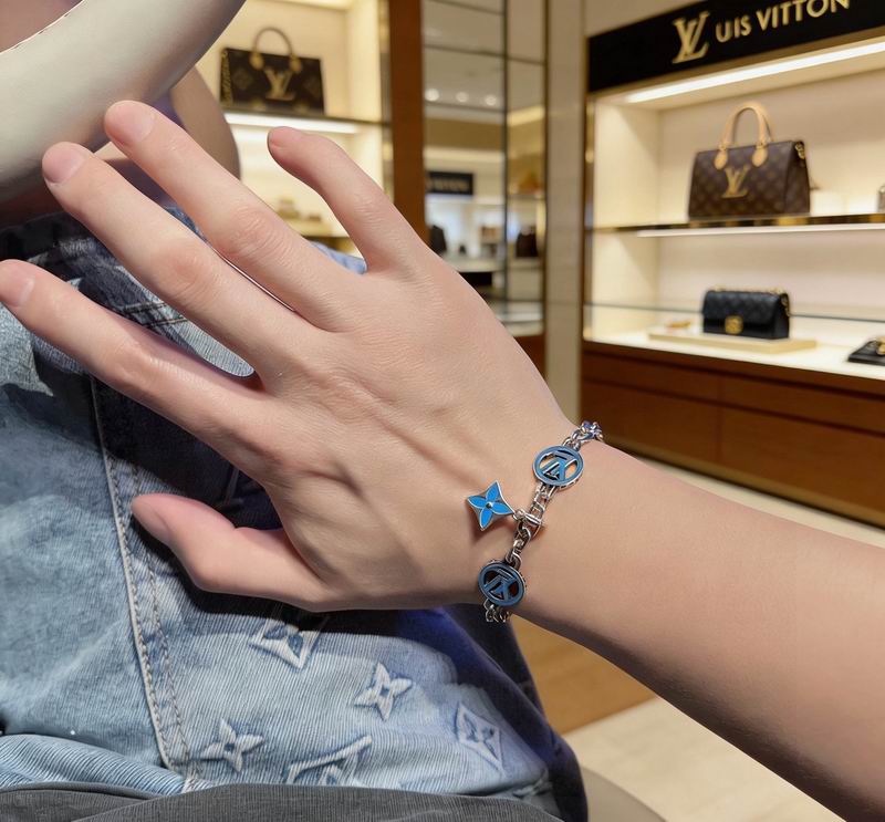 LV Bracelet  05yxs109 (8)