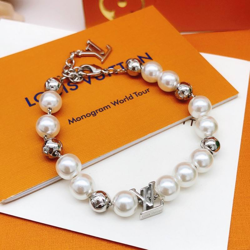LV Bracelet  05yxs11 (6)