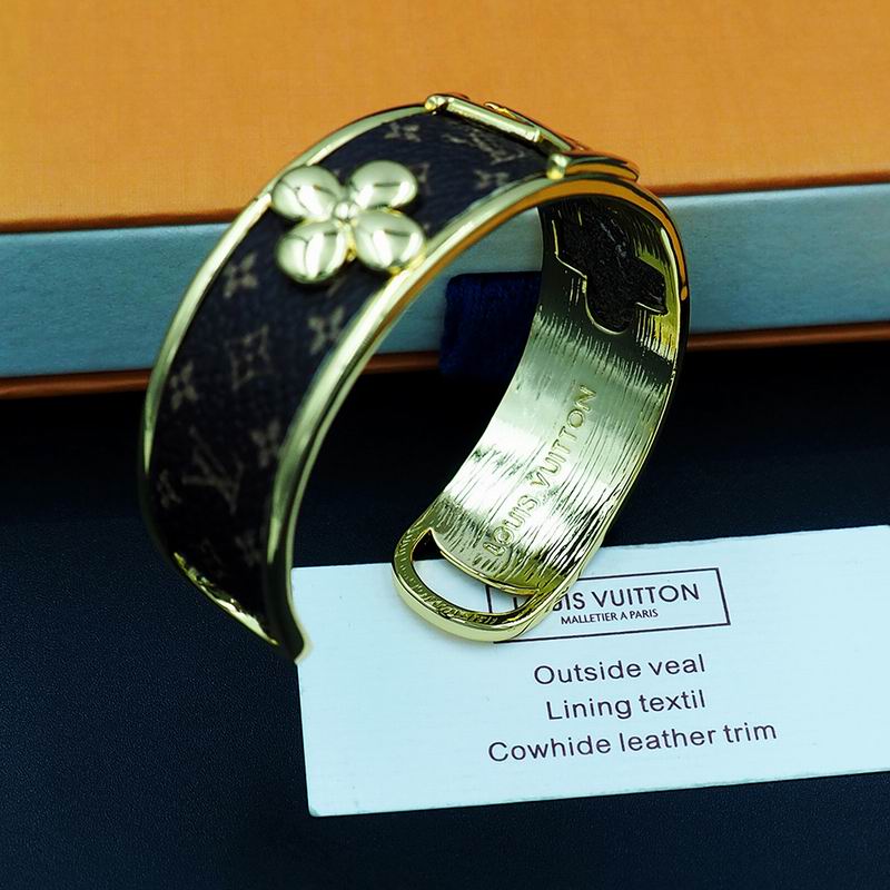 LV Bracelet  05yxs115 (11)