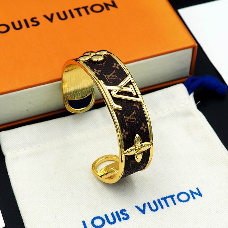 LV Bracelet  05yxs115 (5)