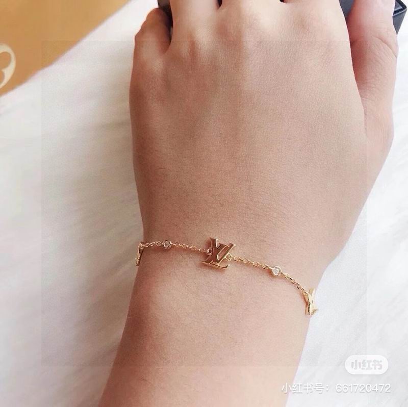 LV Bracelet  05yxs116 (4)