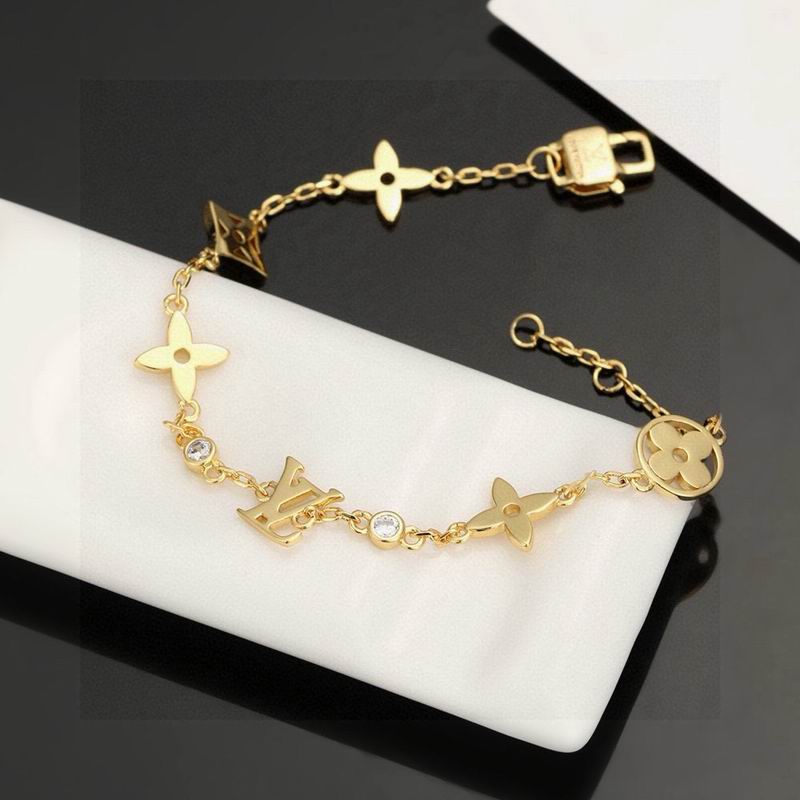 LV Bracelet  05yxs116 (6)