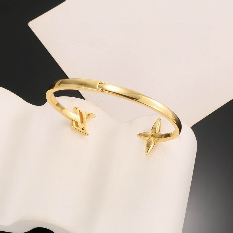 LV Bracelet  05yxs118 (3)