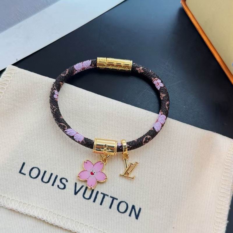 LV Bracelet  05yxs119 (1)
