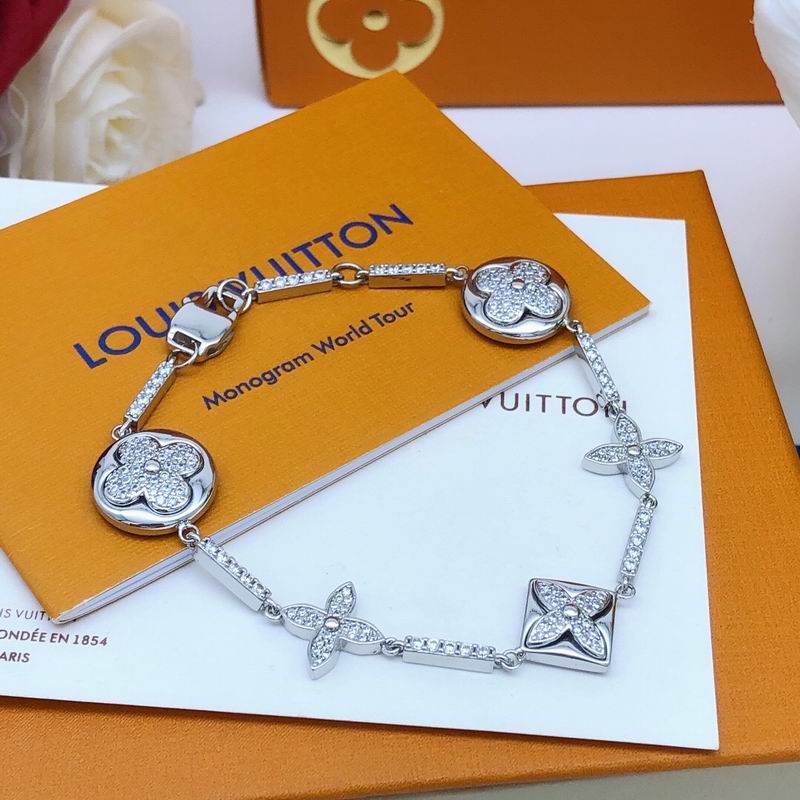LV Bracelet  05yxs12 (3)