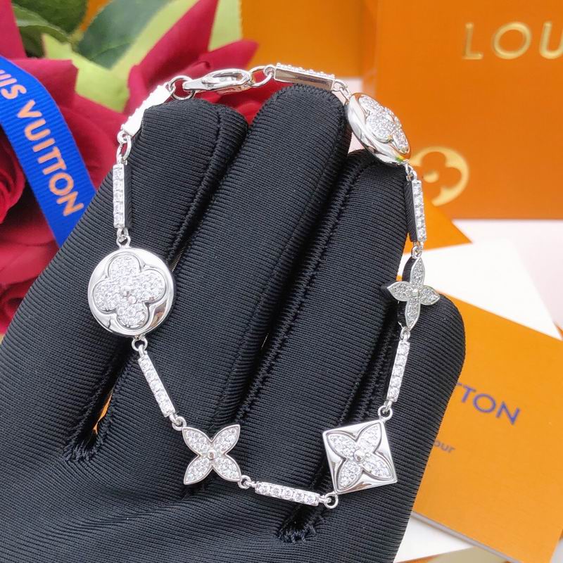 LV Bracelet  05yxs12 (7)