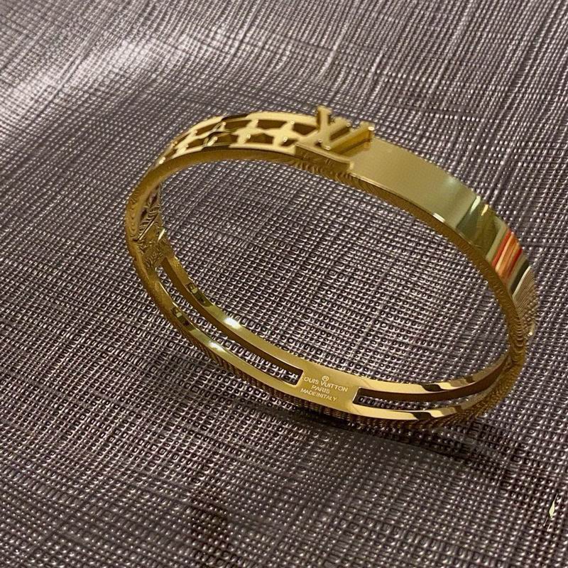 LV Bracelet  05yxs120 (5)
