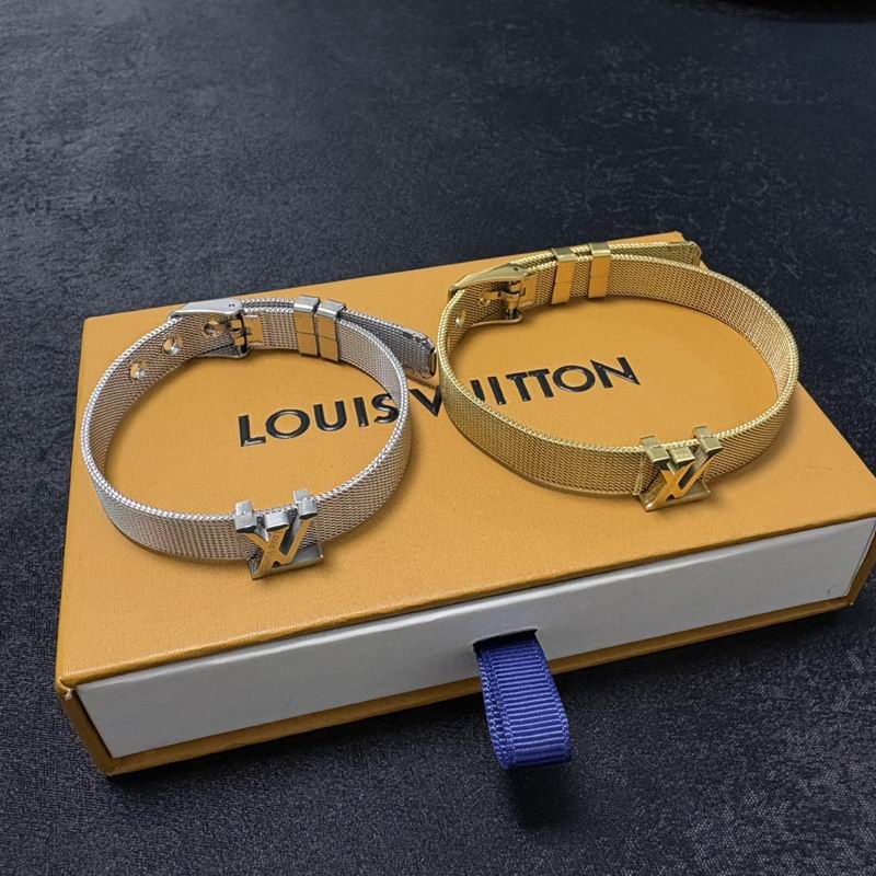 LV Bracelet  05yxs122 (1)