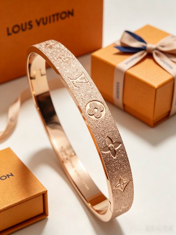 LV Bracelet  05yxs123 (7)
