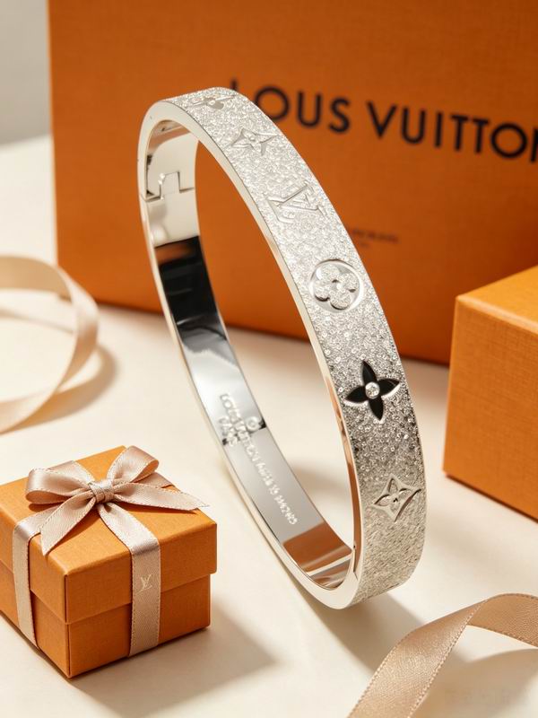 LV Bracelet  05yxs123 (9)