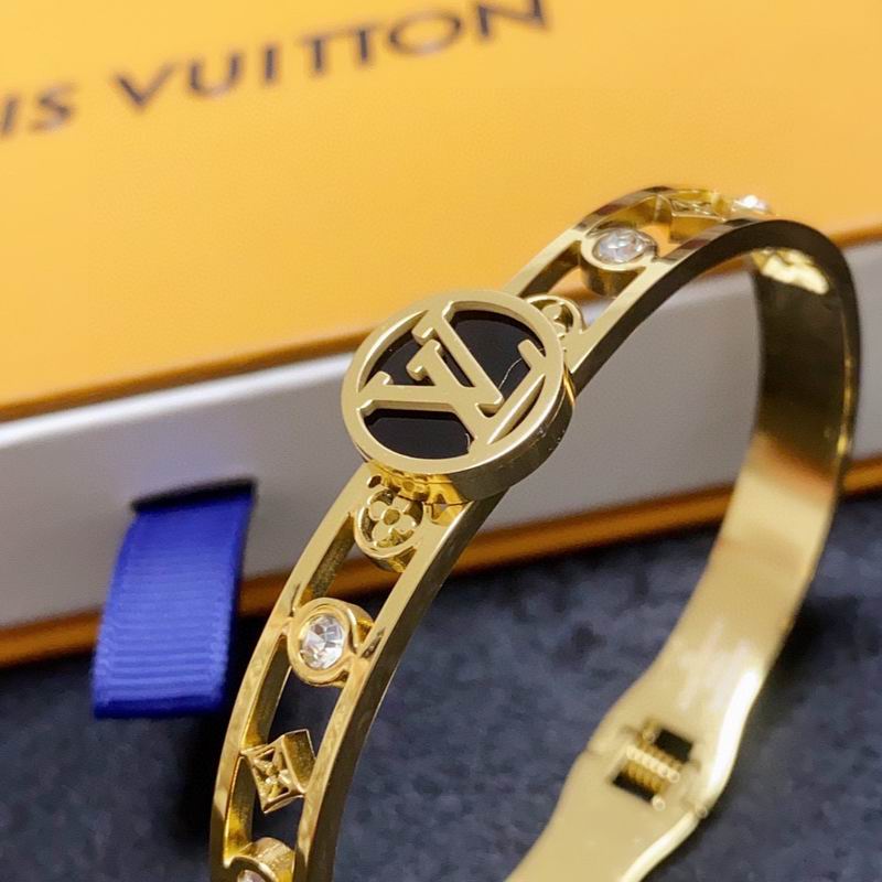 LV Bracelet  05yxs124 (5)