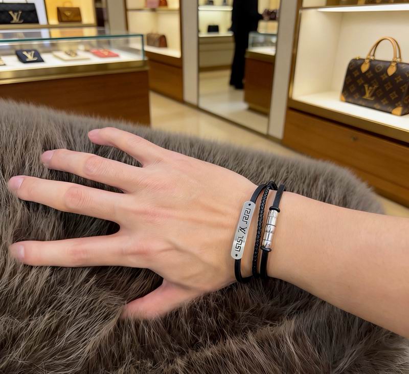 LV Bracelet  05yxs127 (8)
