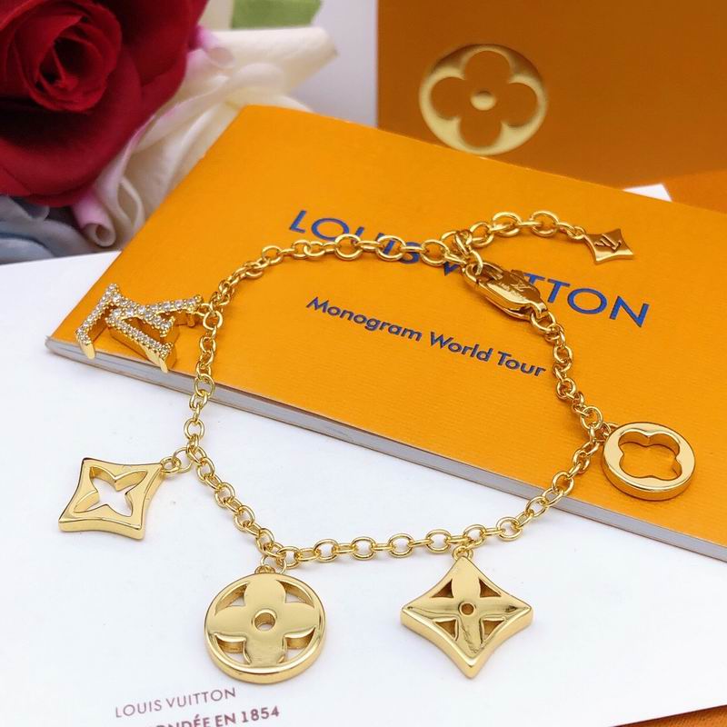 LV Bracelet  05yxs13 (7)
