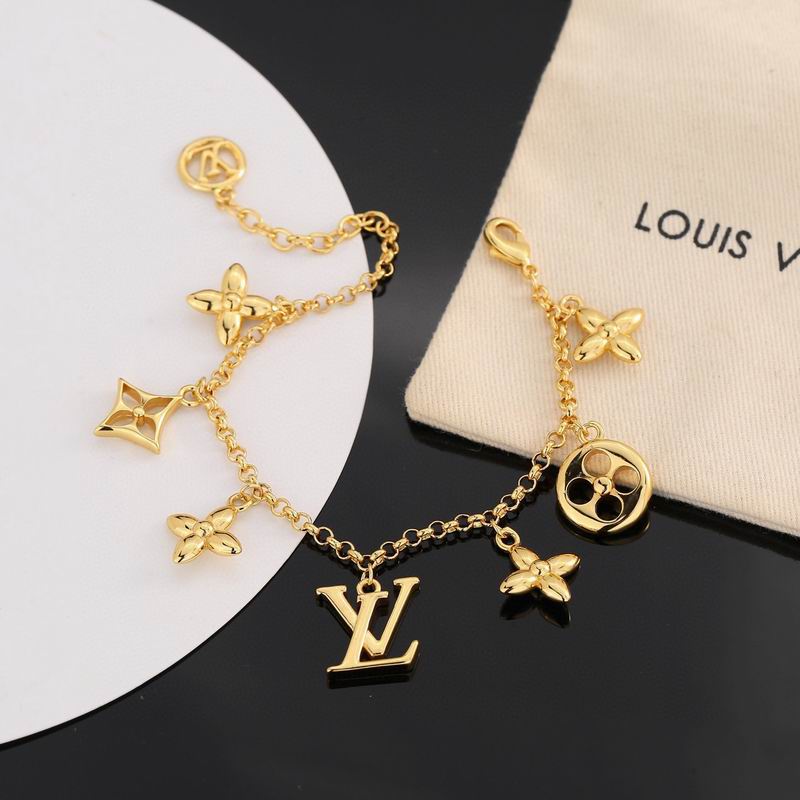 LV Bracelet  05yxs136 (3)
