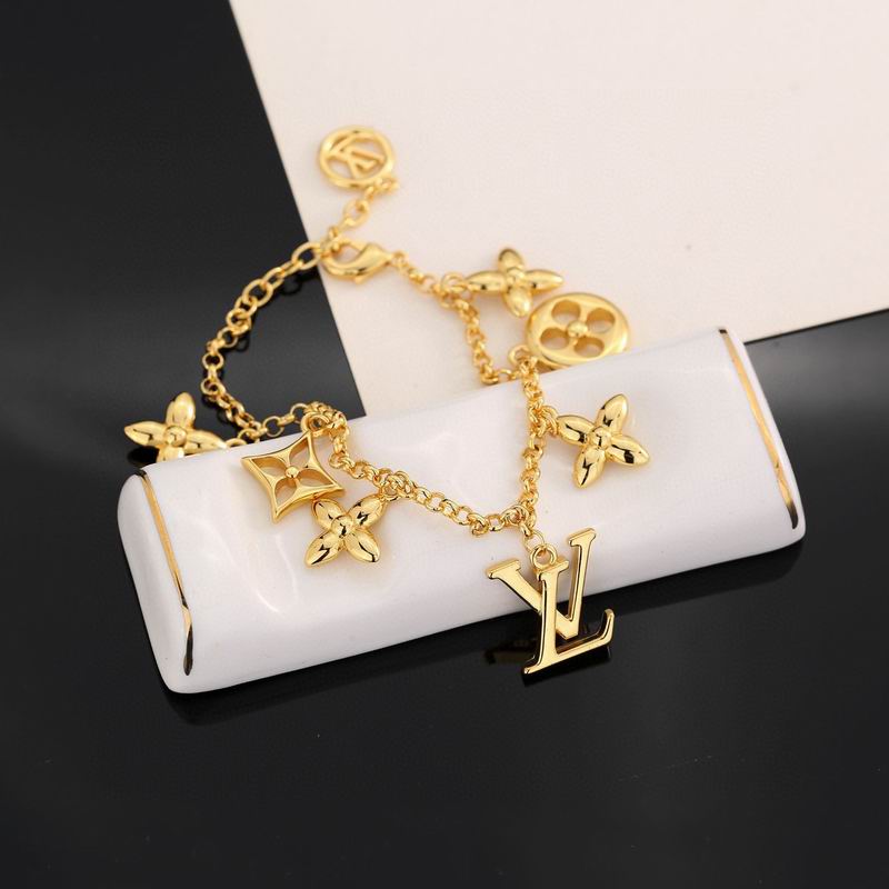 LV Bracelet  05yxs136 (4)