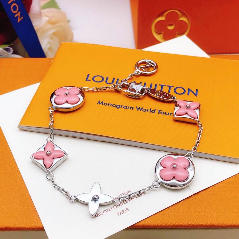 LV Bracelet  05yxs141 (3)