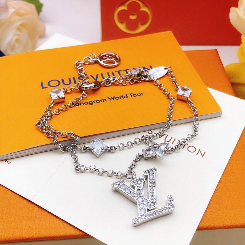 LV Bracelet  05yxs142 (2)