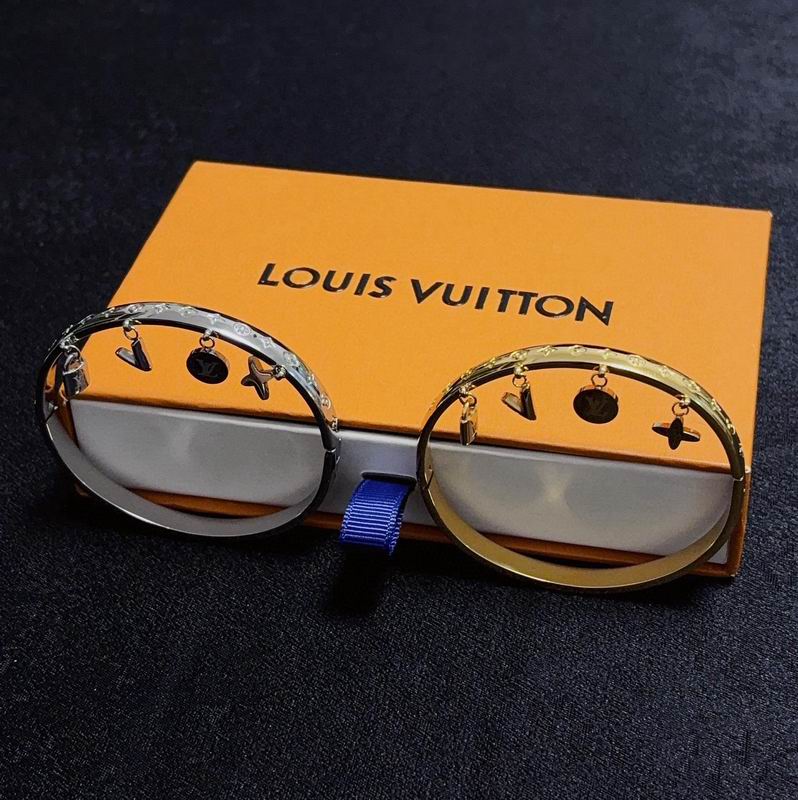 LV Bracelet  05yxs143 (4)