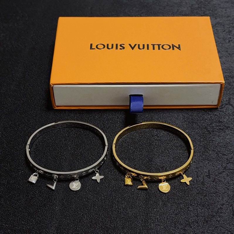 LV Bracelet  05yxs143 (7)