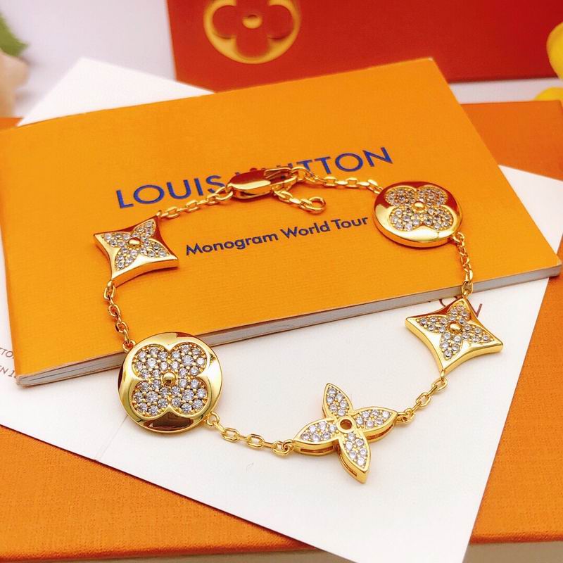 LV Bracelet  05yxs149 (1)
