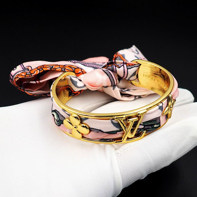 LV Bracelet  05yxs153 (24)