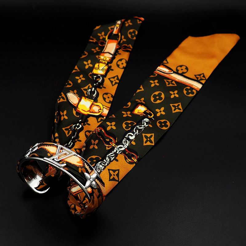 LV Bracelet  05yxs153 (4)