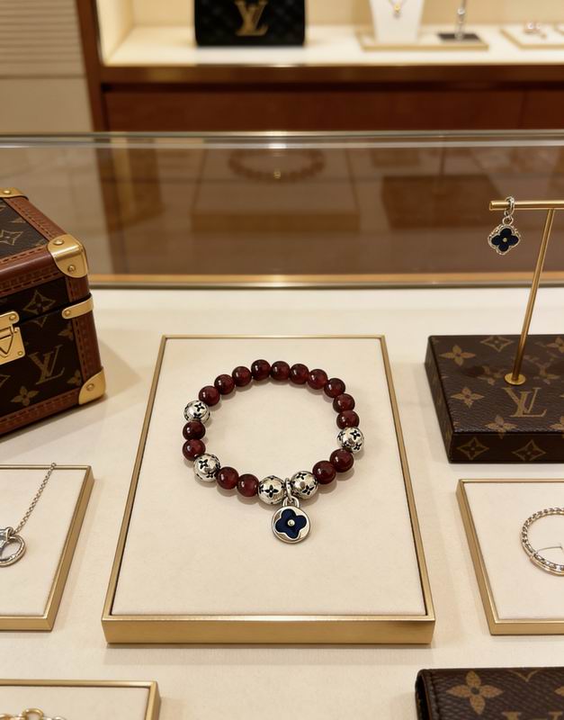 LV Bracelet  05yxs16 (4)