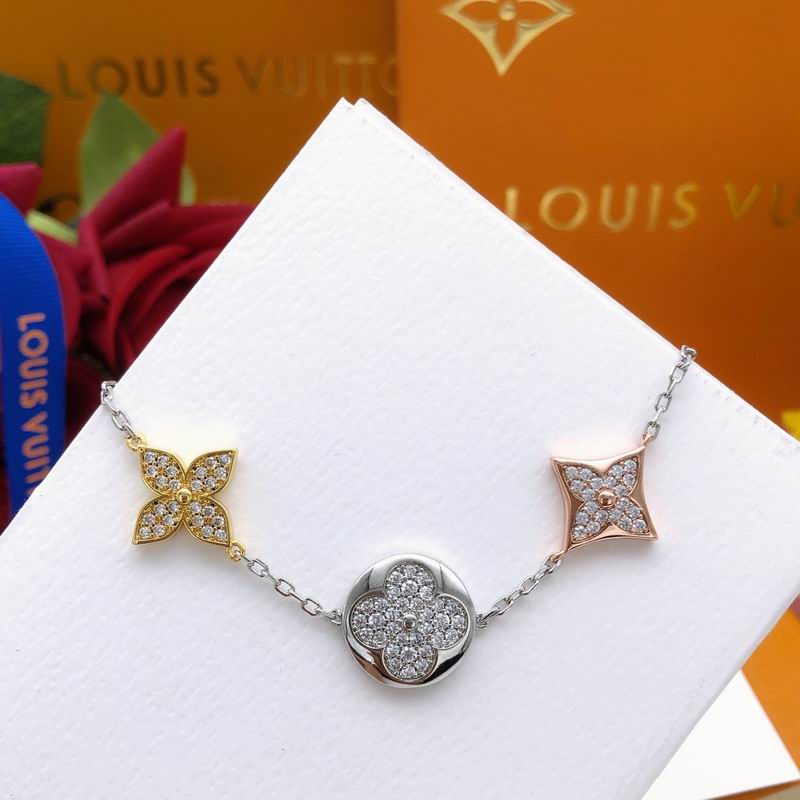 LV Bracelet  05yxs18 (3)