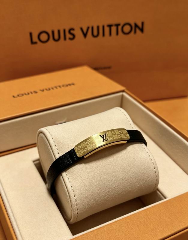 LV Bracelet  05yxs21 (12)