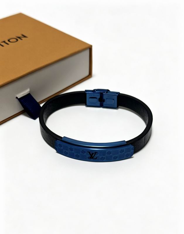 LV Bracelet  05yxs21 (15)