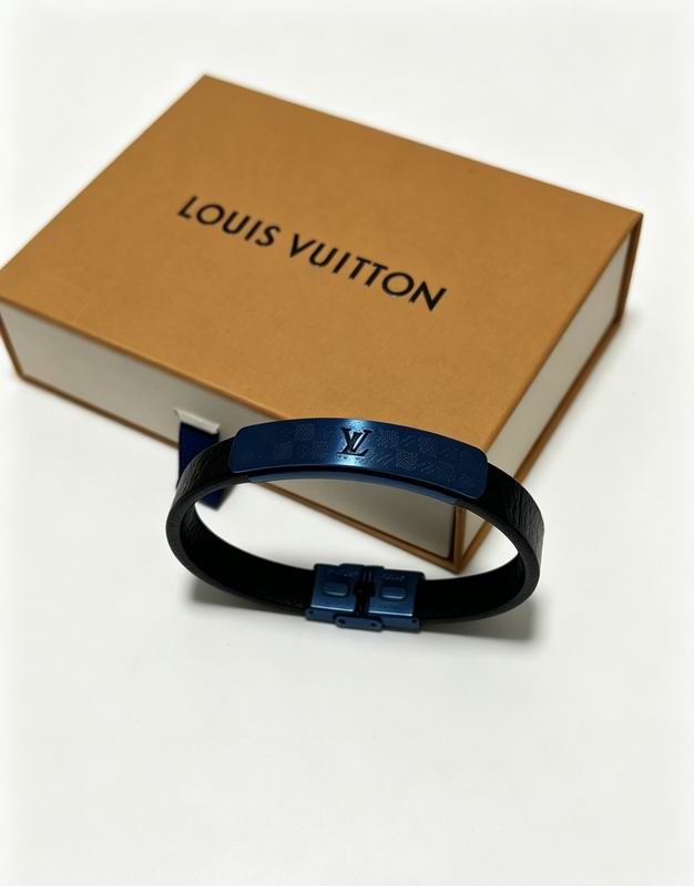 LV Bracelet  05yxs21 (22)