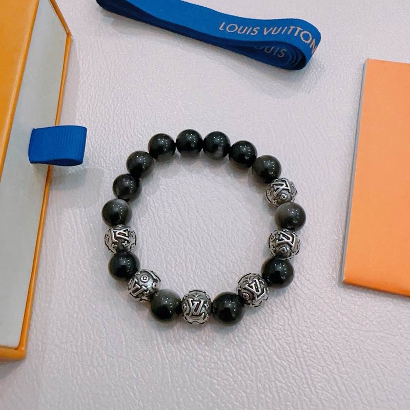 LV Bracelet  05yxs22 (1)