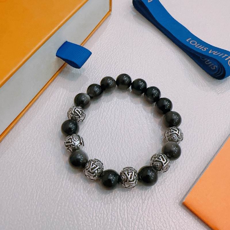 LV Bracelet  05yxs22 (2)