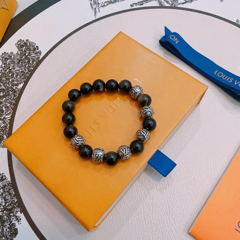 LV Bracelet  05yxs22 (4)